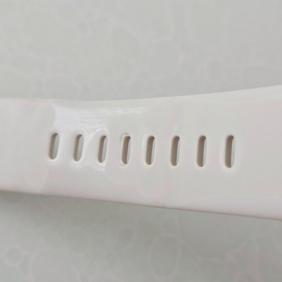 Fitbit Sense 2 Health Fitness Smartwatch Lunar White Platinum Watch Charger Box - Picture 13 of 16